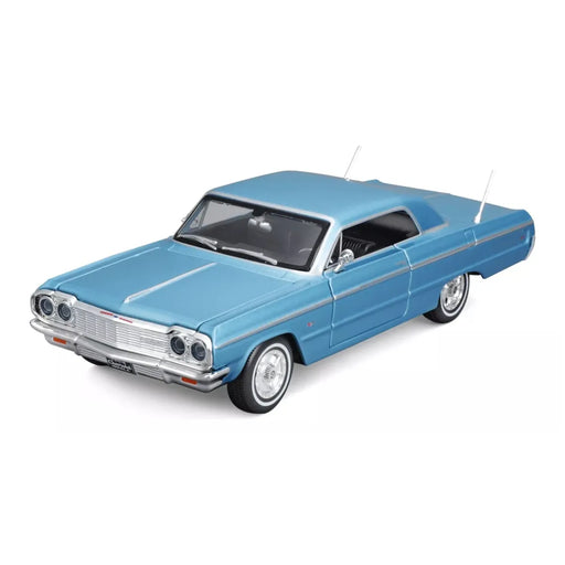 Miniatura Carro Chevrolet Impala 1964 Azul 1/24 Maisto 32908